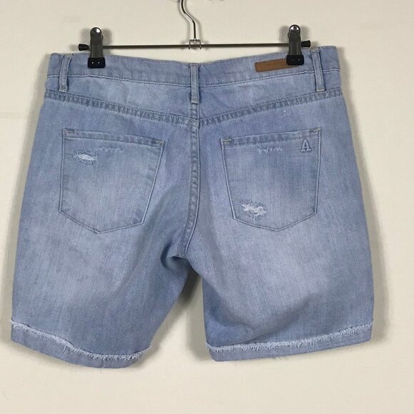 Articles of Society denim shorts distressed light wash mid length wrecked grunge - Picture 5 of 8